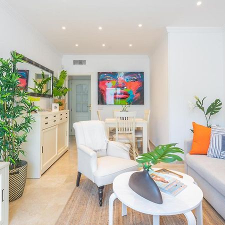 Atico 2 Terrazas Junto Al Mar By Rent Me Apartment Estepona Luaran gambar