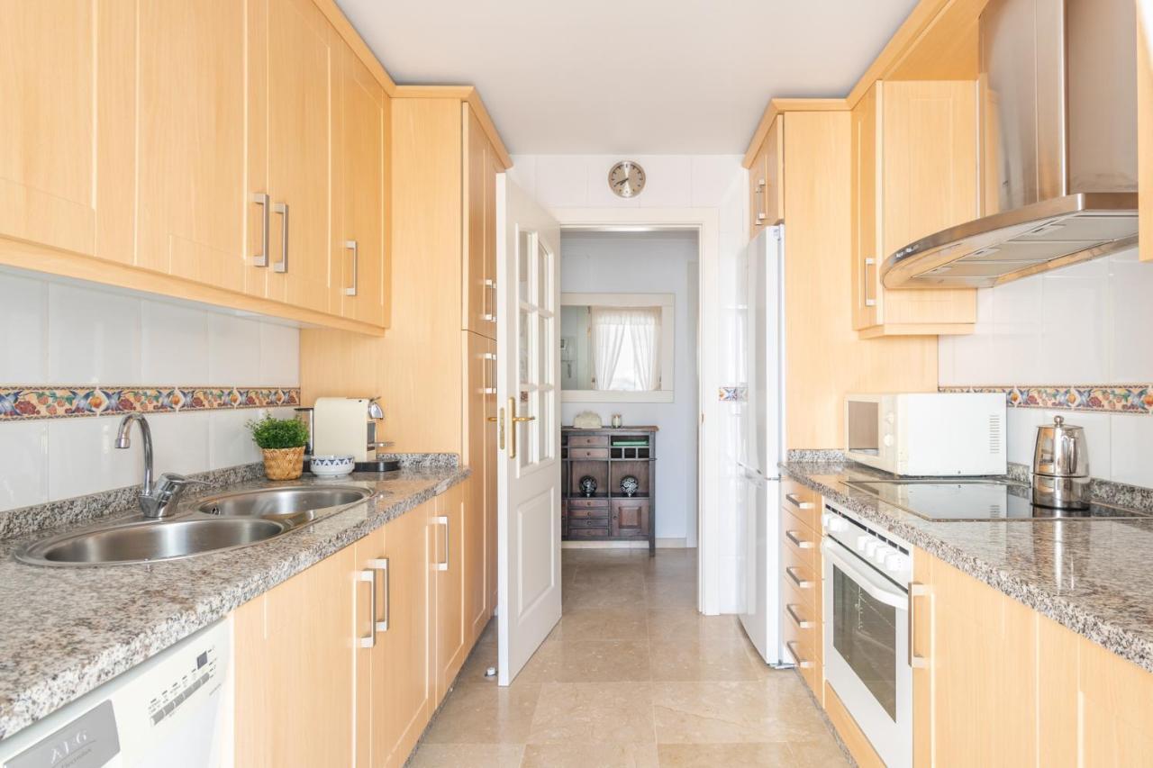 Atico 2 Terrazas Junto Al Mar By Rent Me Apartment Estepona Luaran gambar